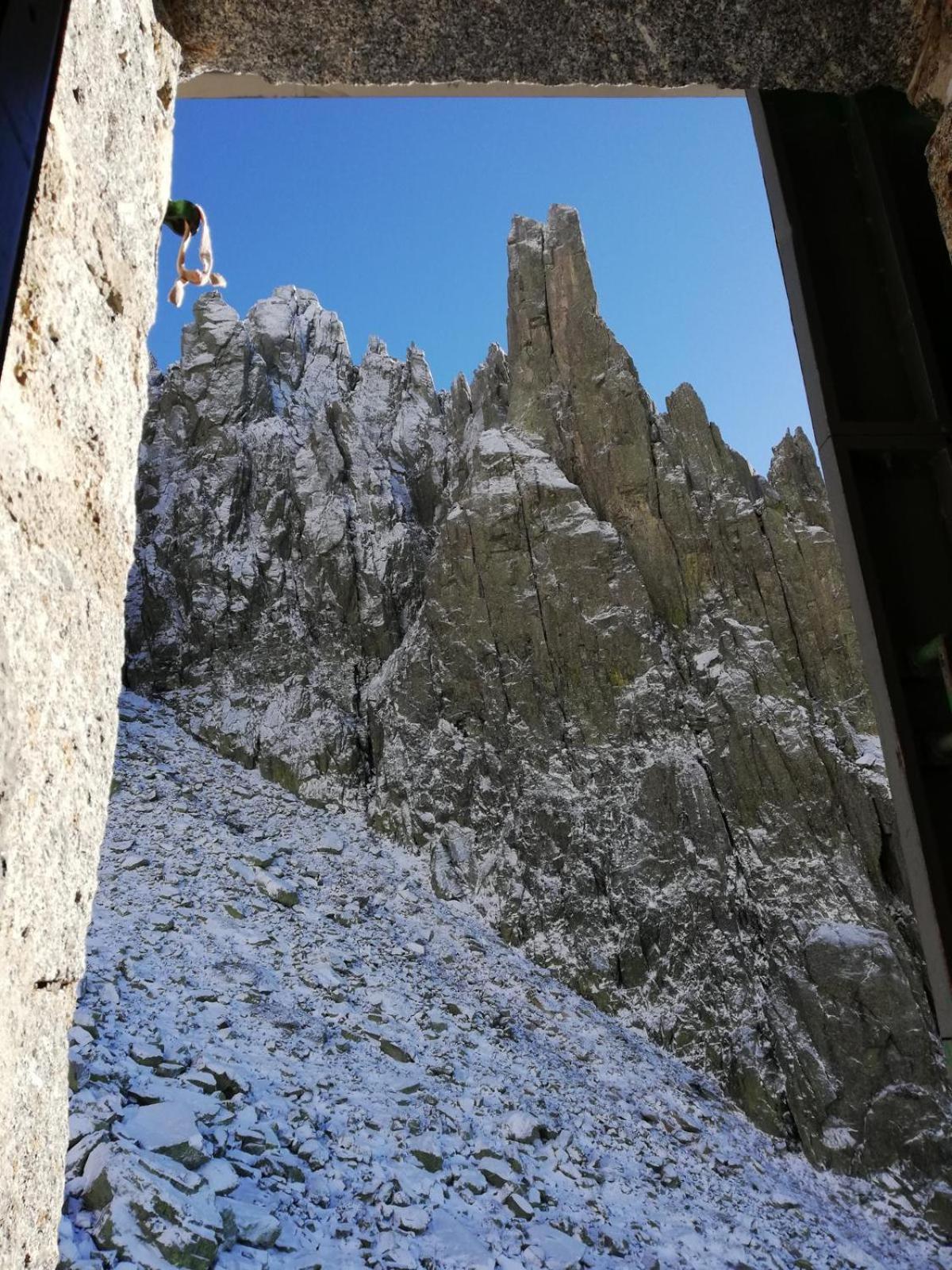 Hostal Cielo De Gredos Гисандо Экстерьер фото