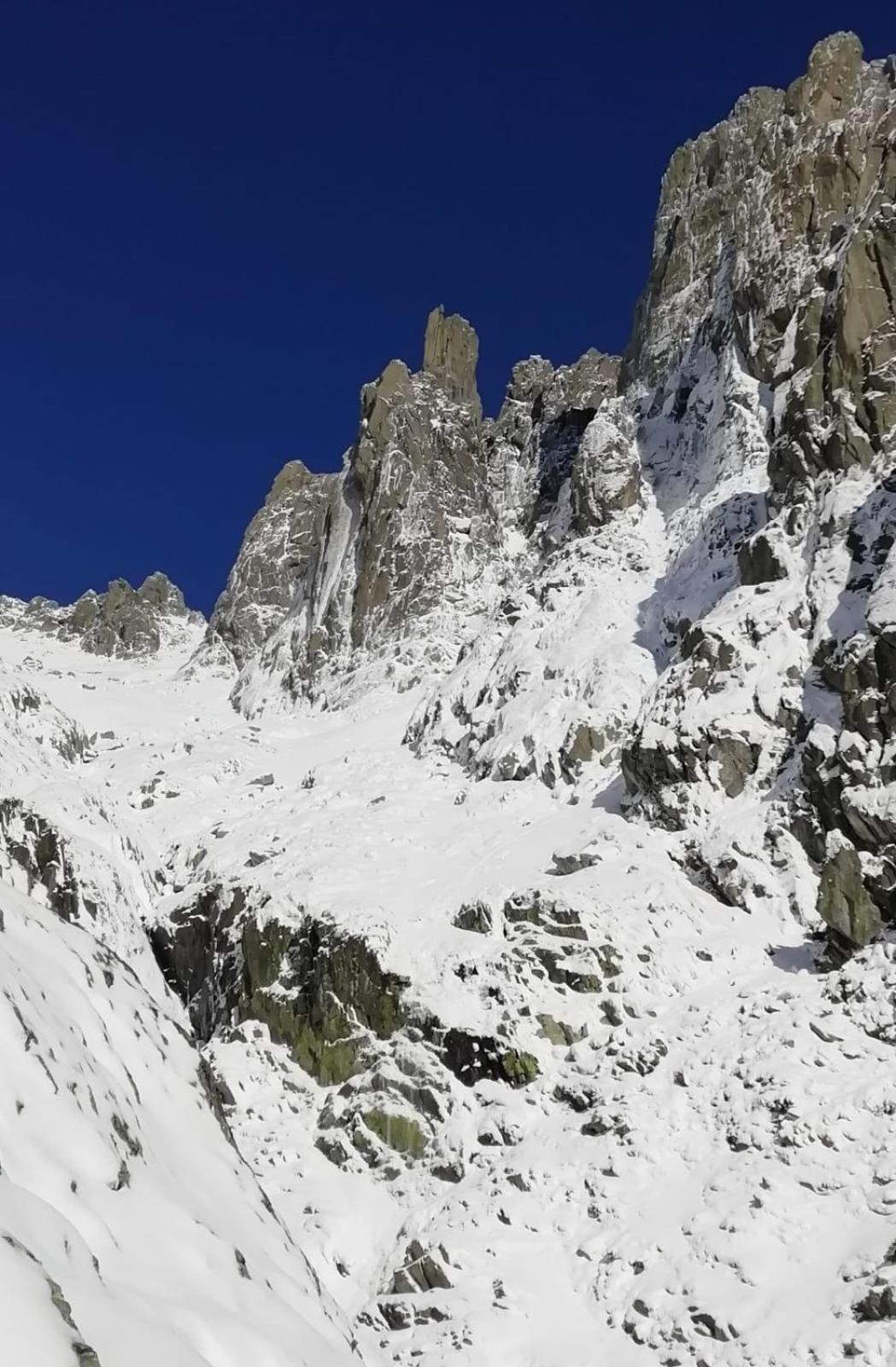 Hostal Cielo De Gredos Гисандо Экстерьер фото